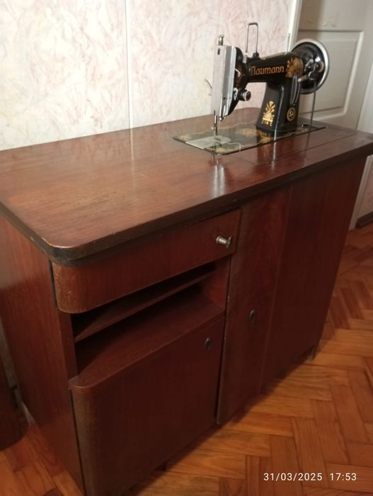 Maquina costura NAUMANN