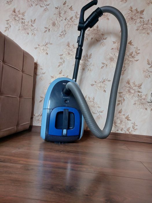 Мішковий пилосос Philips