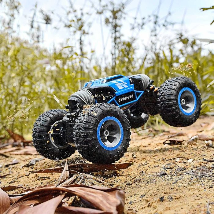 Zdalnie sterowane 4WD RC auto z akumulatorem – Niebieskie