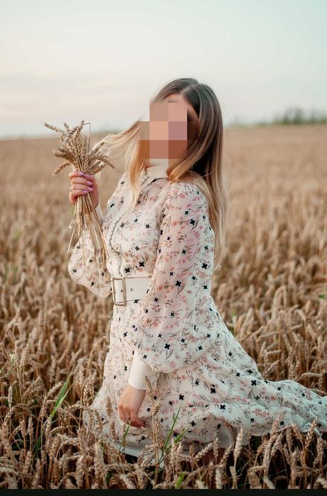 Жіночу сукню 36 розміру