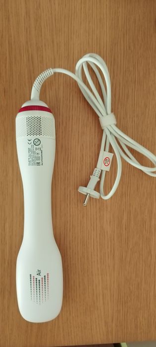 Escova Alisadora Rowenta Express Air Brush