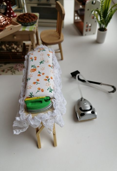 Прасувальна дошка ляльковий будинок, праска, аксесуари мініатюра стіл