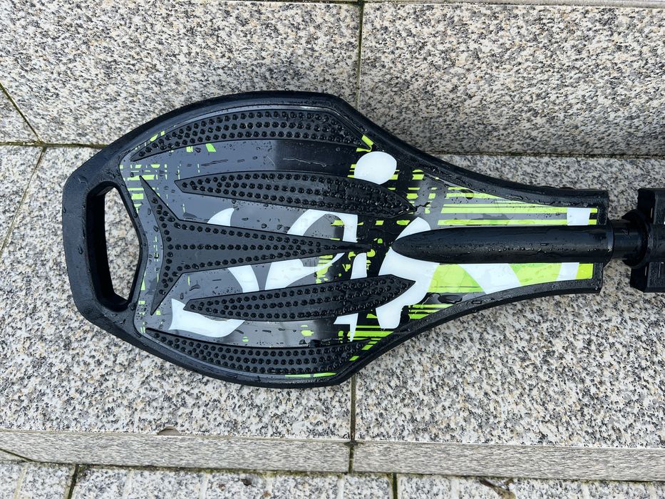 Waveboard - skate de 2 rodas
