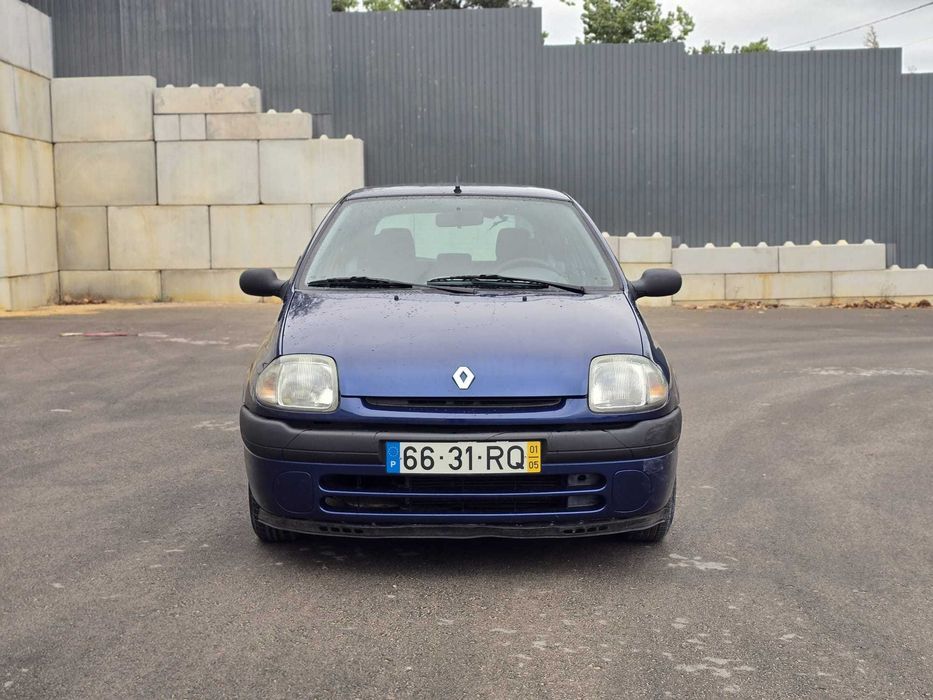 Renault Clio 2001