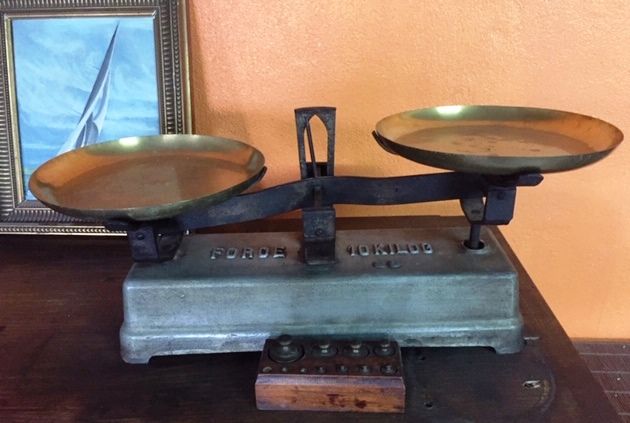 balança antiga de correios