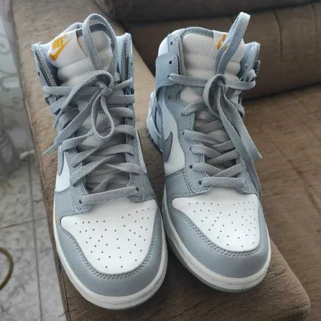 Sapatilhas Nike novas
