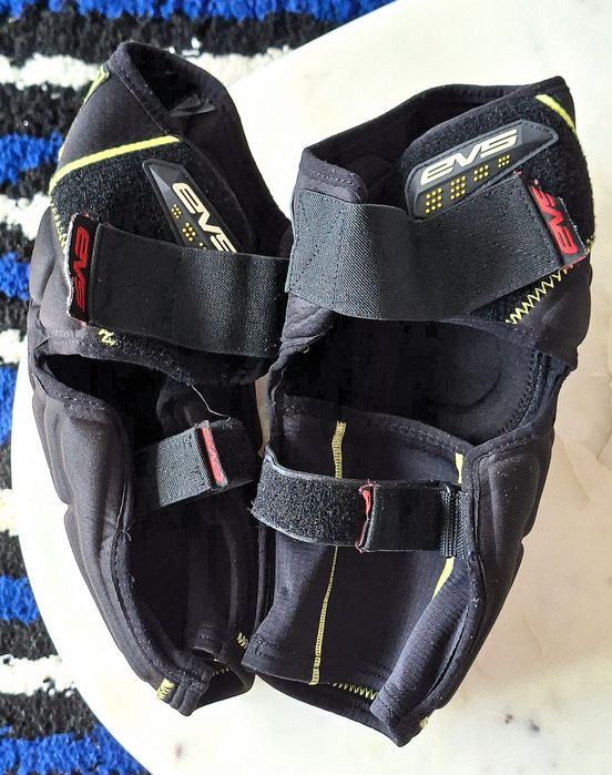 Joelheiras mota EVS Travis Pastrana 199 Lite