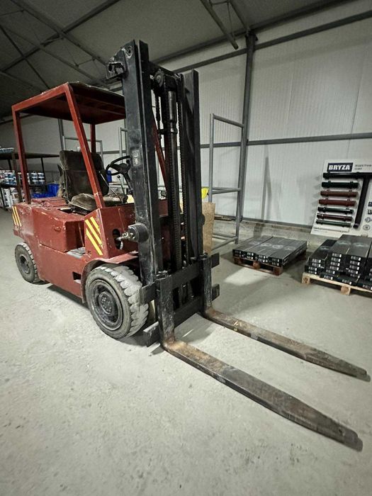 Погрузчик Балканкар