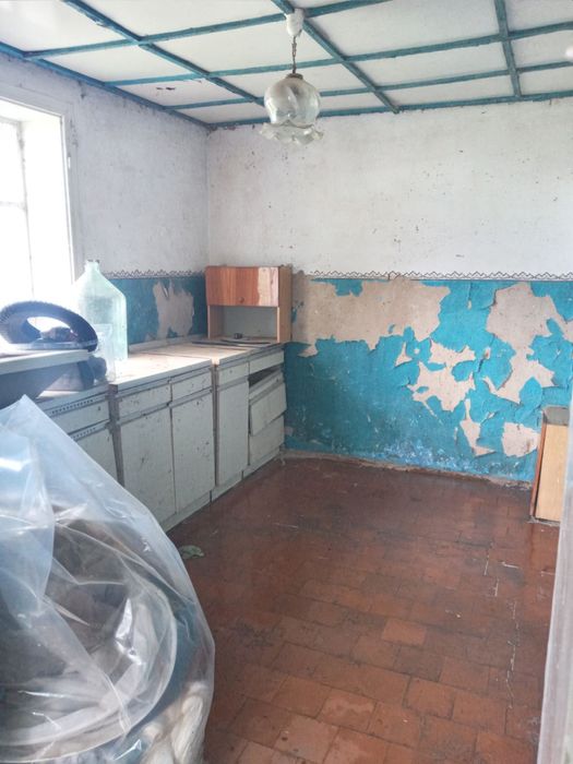 Продаєтья будинок у селі Коршів на Коломийщині