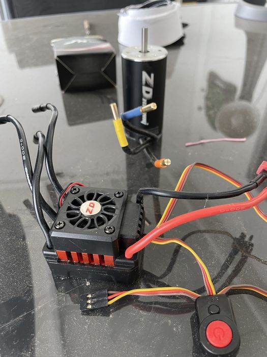 Combo RC com motor brushless e variador de 80A NOVO