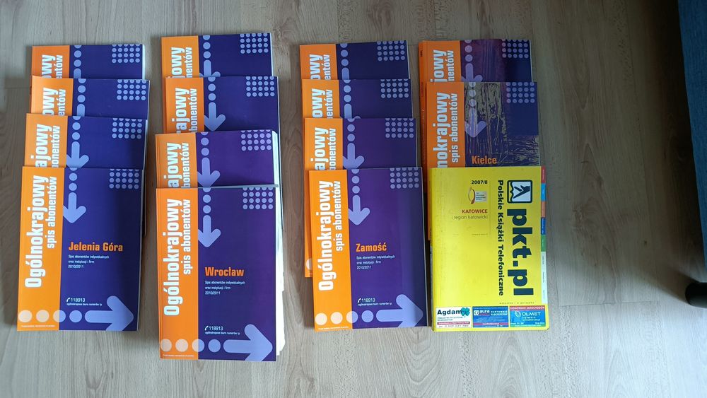 Książki telefoniczne 2010/2011 14 sztuk