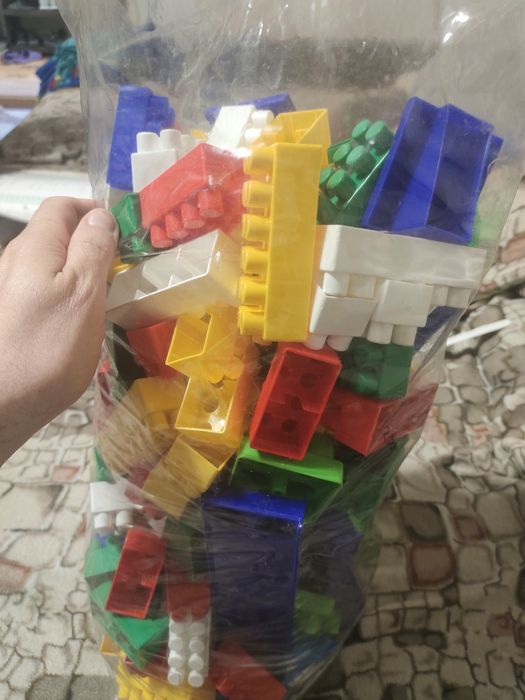 конструктор пластиковый