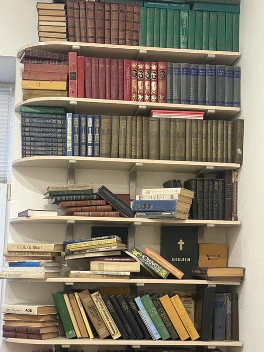 Купую книги і макулатуру