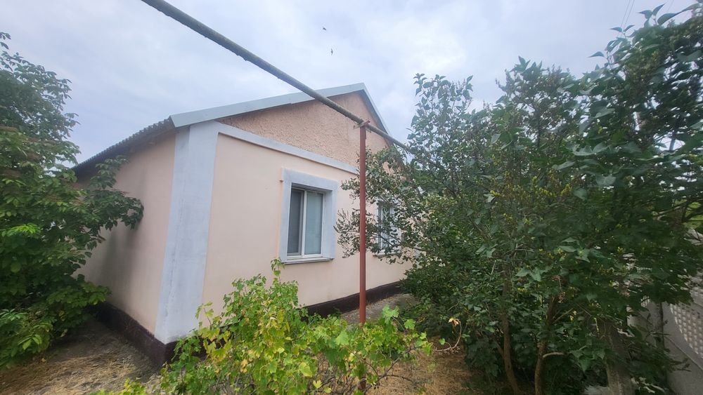 Продаю будинок за містом