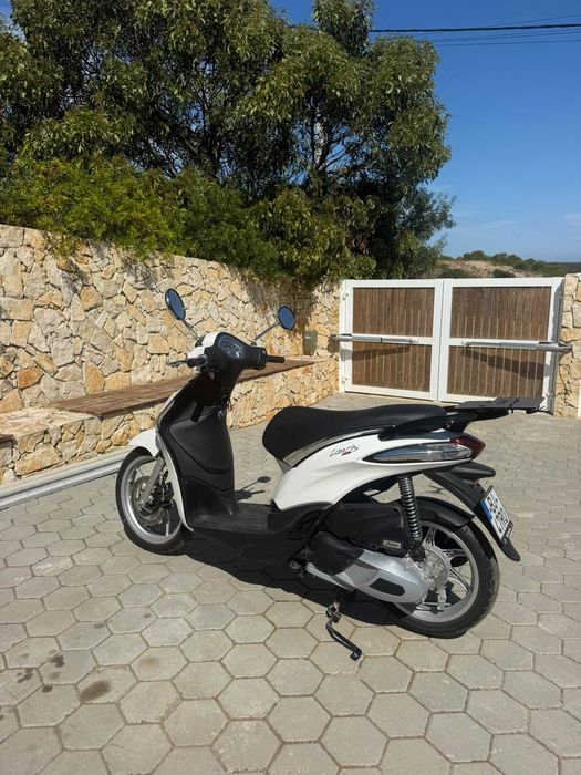 Piaggio Liberty 125  + Suporte de Surf FCS