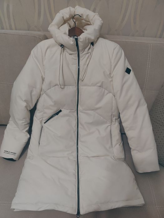 Зимова куртка Volcano