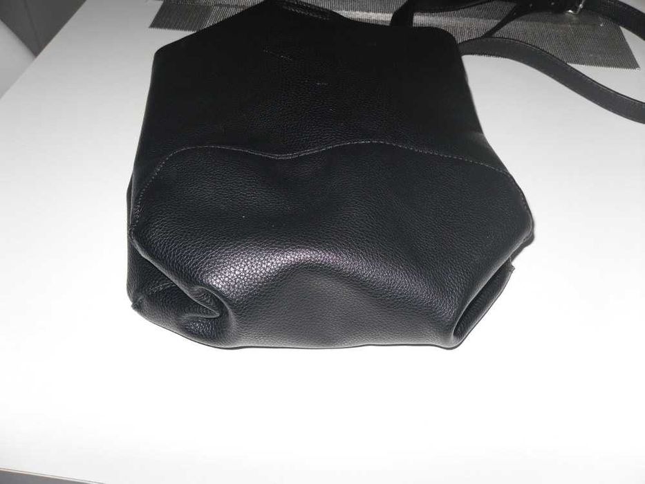 Torebka damska zakupiona w Anglii  skóra naturalna