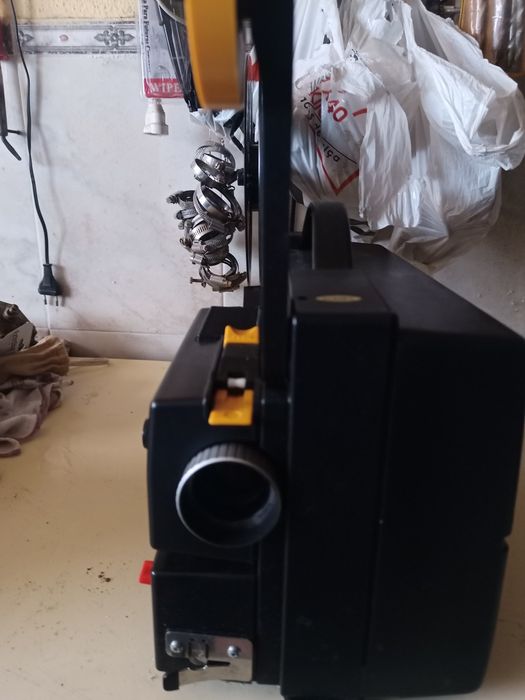 Prjetor Vintage Marca Sankyo SOUND-502/702

Muito bem conservado e a f