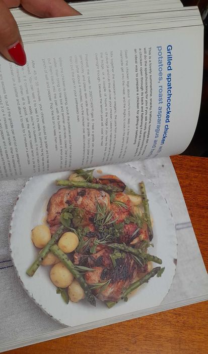 Cook with Jamie, by Jamie Oliver (versão em inglês)