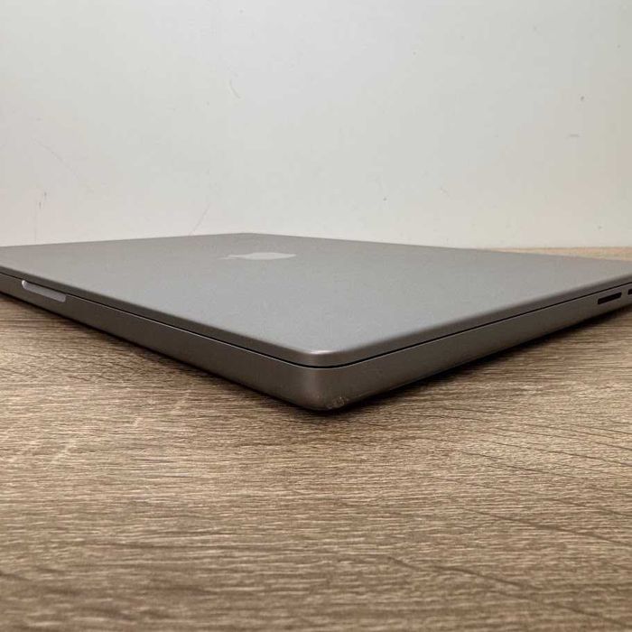 Macbook Pro 16" 2023 M2 Pro / 32Gb DDR5 / SSD 1000Gb акб:87% (код: M1466)