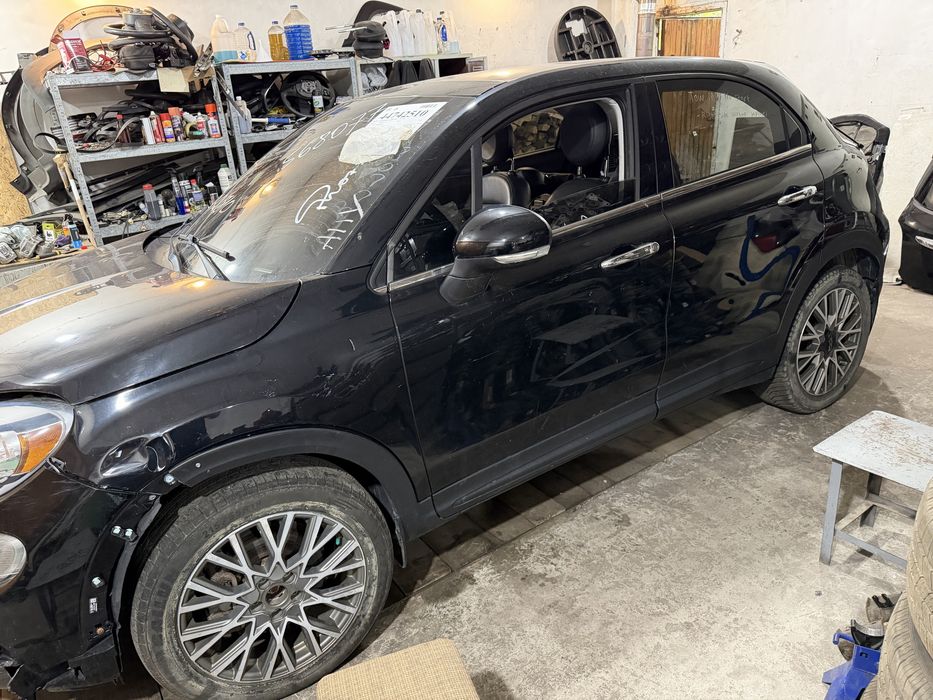 Fiat 500x розбирається