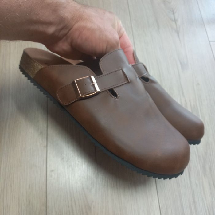 Klapki skórzane  intini