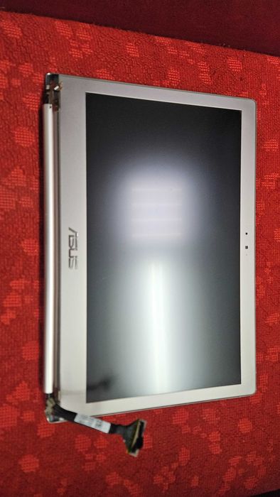 Klapa z matrycą do Asus UX303U