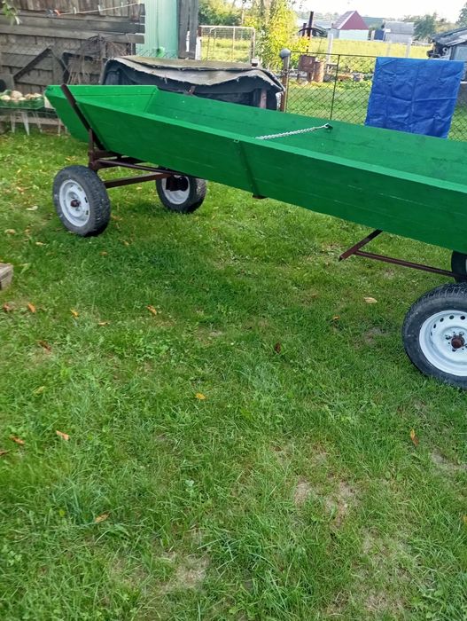 Причіп, віз новий