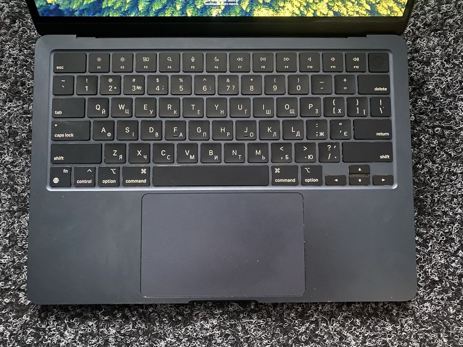 MacBook Air M2 13.6 8/512