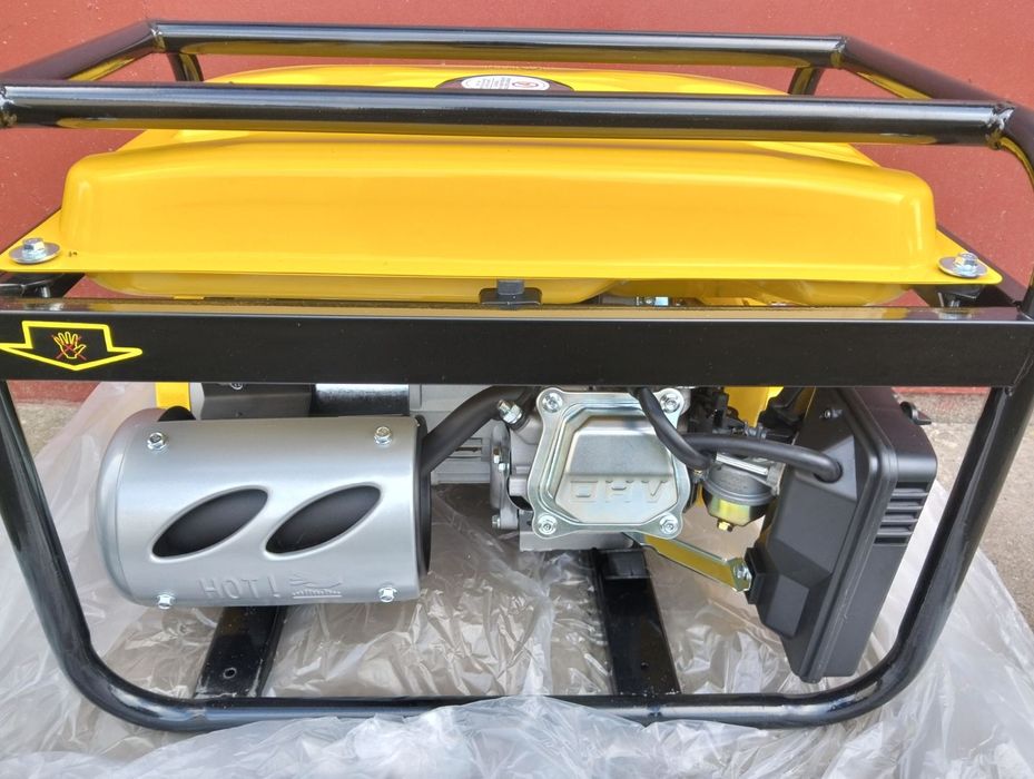 Генератор бензиновий Bison BS3500