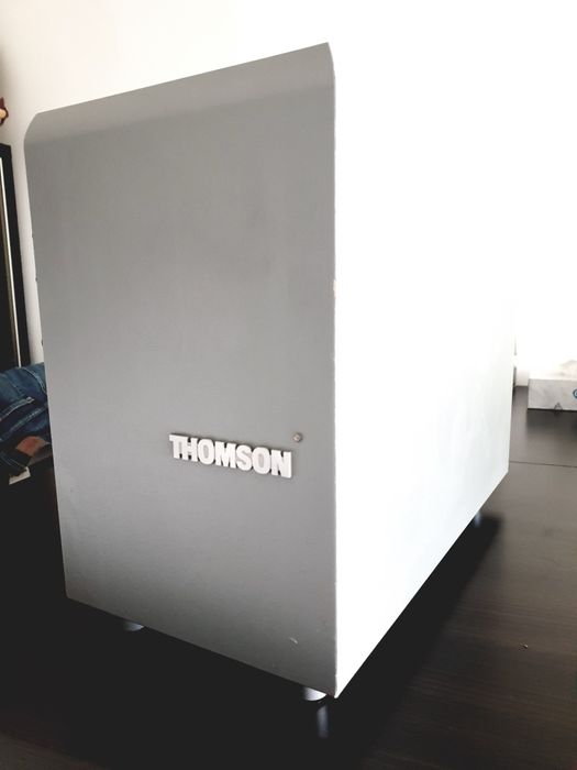 Amplituner DPL2000 Thomson z oryginalnymi głośnikami JBL 5 x 100W.