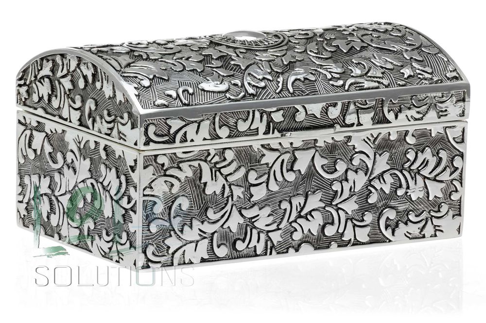 Szkatułka platerowana na biżuterię srebrny Kufer
