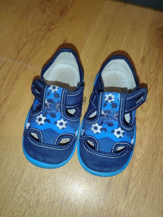 Тапочки капці  на хлопчика 24 розм на ніжку 13.5-14см