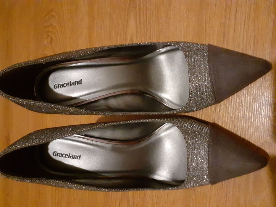 Buty rozmiar 40,dobry stan