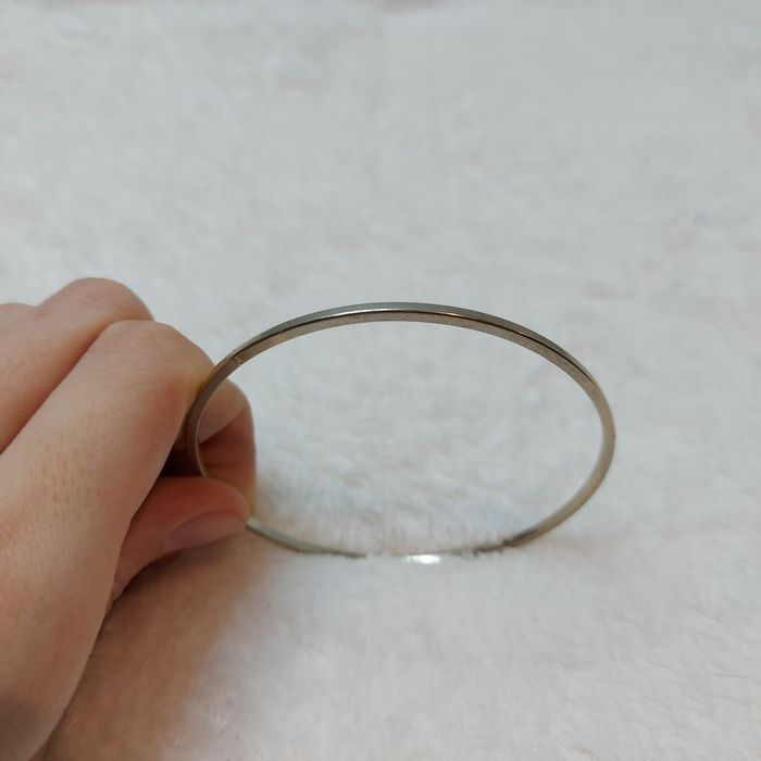 Cienka bransoletka 21