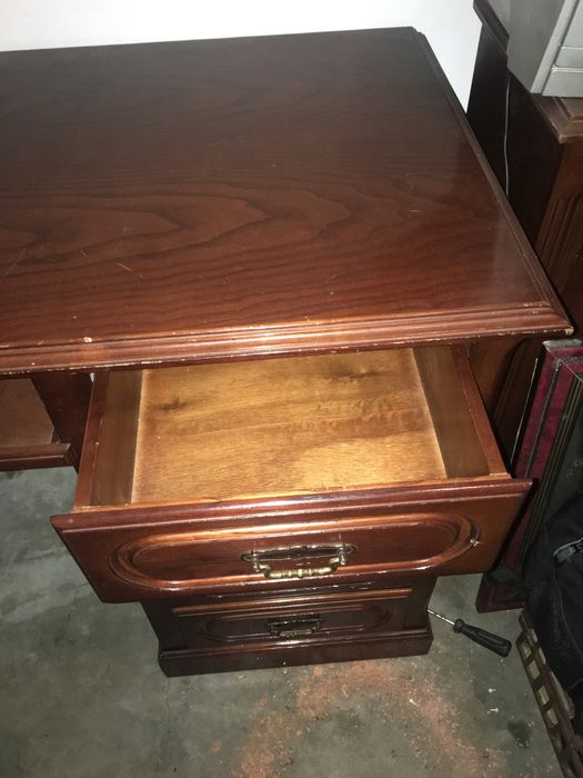 Secretária em madeira