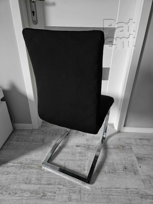 Czarne uniwersalne elastyczne pokrowce na krzesła 4 sztuki komplet