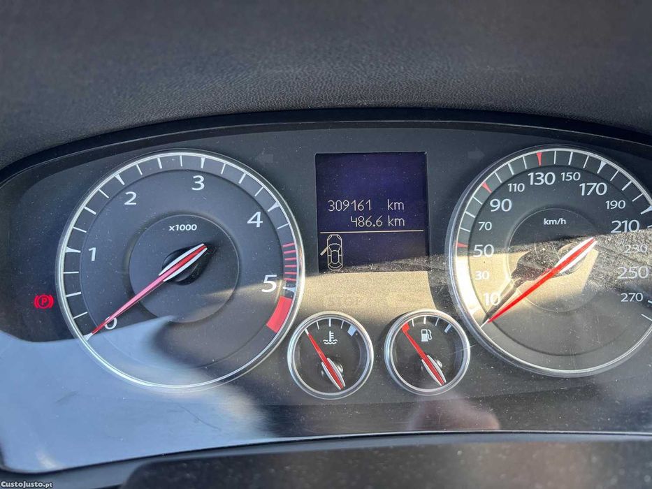 Laguna Coupe 2.0dci 176cv - 2011