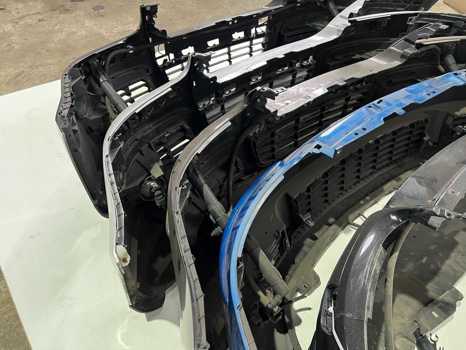 гольф 5 бампер vw golf 5 Бампер передній Volkswagen Golf 5