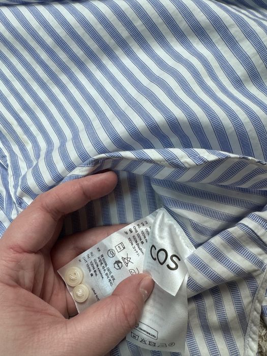 Жіноча стильна полосата сорочка cos рубашка в смужку