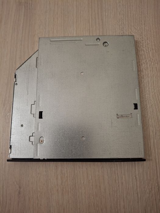 Dvd привід внутрішній