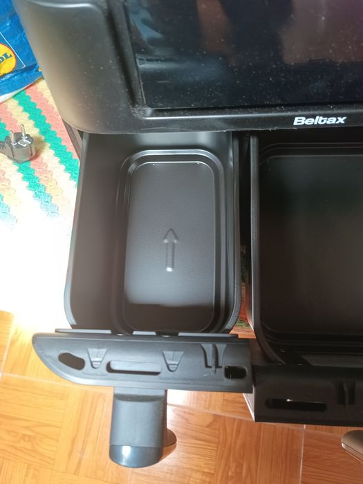Air Fryer Nunca foi usada vendo porque não preciso está na garantia.