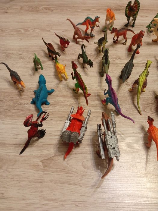 Dinozaury 39 sztuk