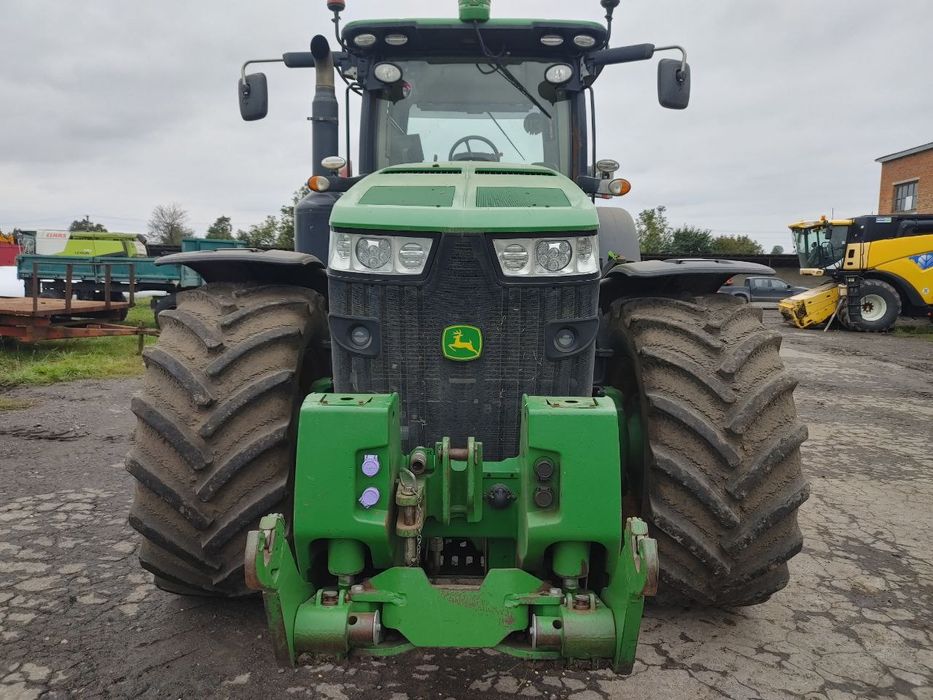 John Deere 8370R