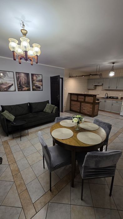 Skrzydła Mazur- Apartament Mrągowo – blisko jeziora Czos | 5 osób | Parking.