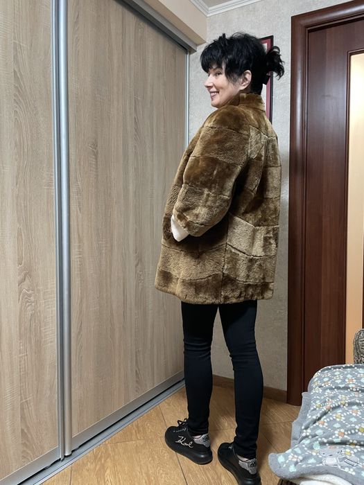 Шубка -автоледи,овчина