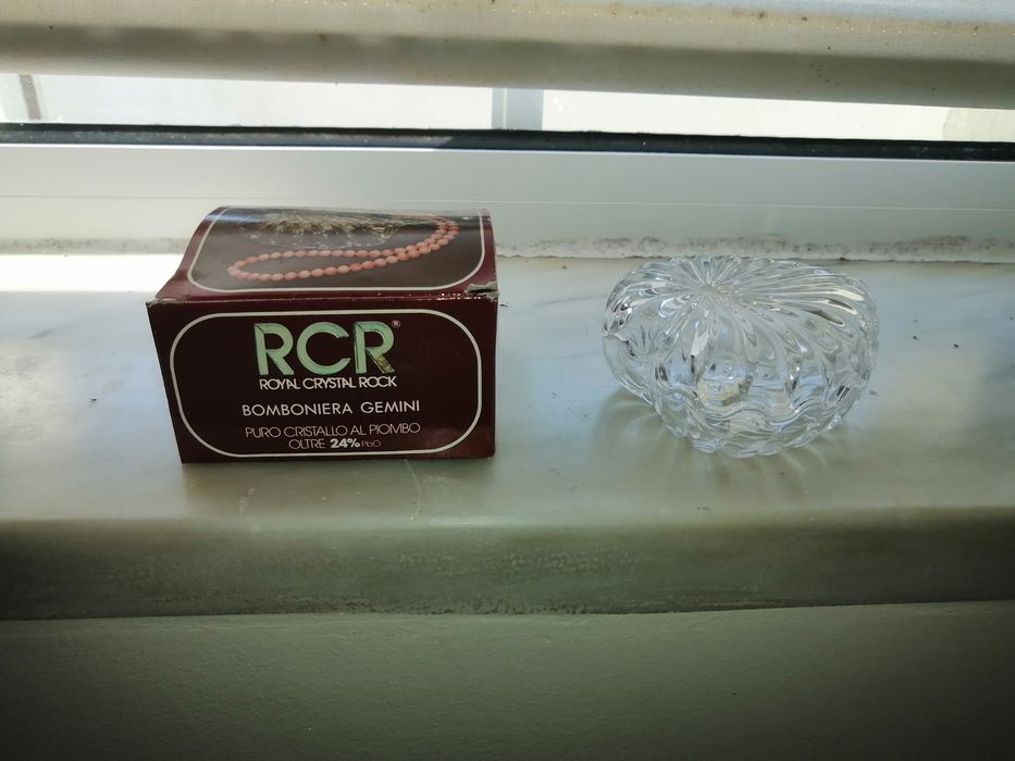 Guarda jóias em cristal RCR