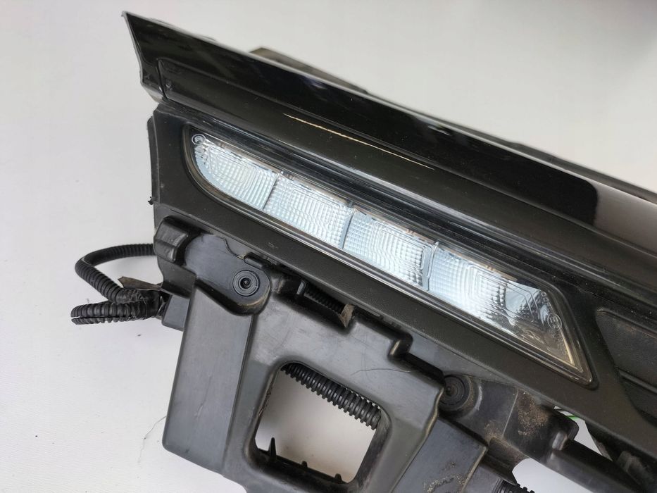 grill atrapa chłodnicy kratka led renault clio iv 12r- 628101467r