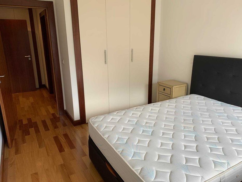 Apartamento T1 no Lumiar em condomínio fechado