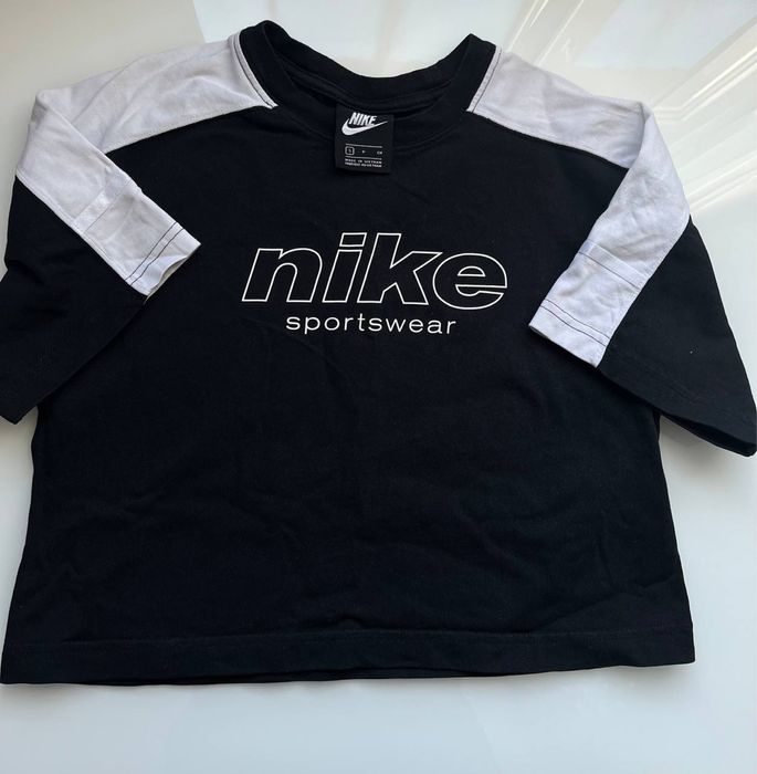 Жіноча футболка  Nike size S
